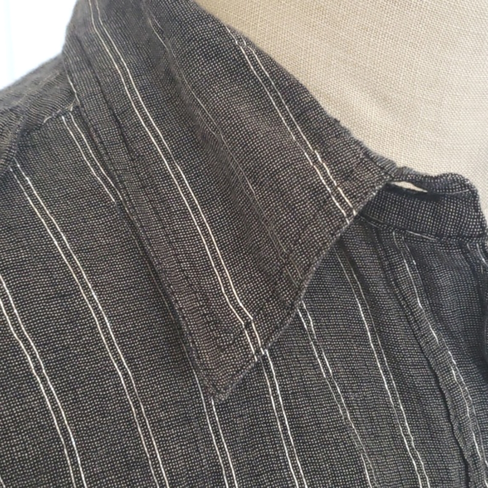 CHICO’S Metallic Silver Pinstripe Button Down Tunic Shirt Jacket Epaulettes Size - Picture 10 of 13